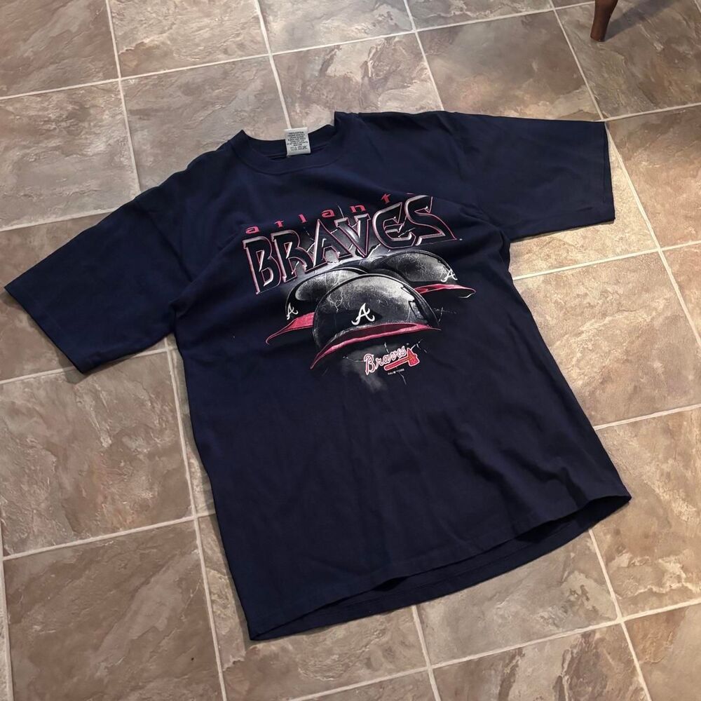 Vintage 90s Atlanta Braves baseball tee, great graphic, Size XL